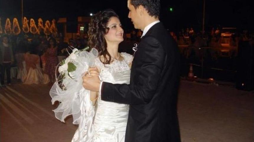 Bankacı Karı Koca Kazada Hayatını Kaybetti