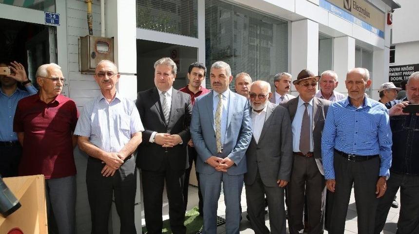 &Ccedil;elik: "farklı K&uuml;lt&uuml;rler Bizim Zenginliğimiz"