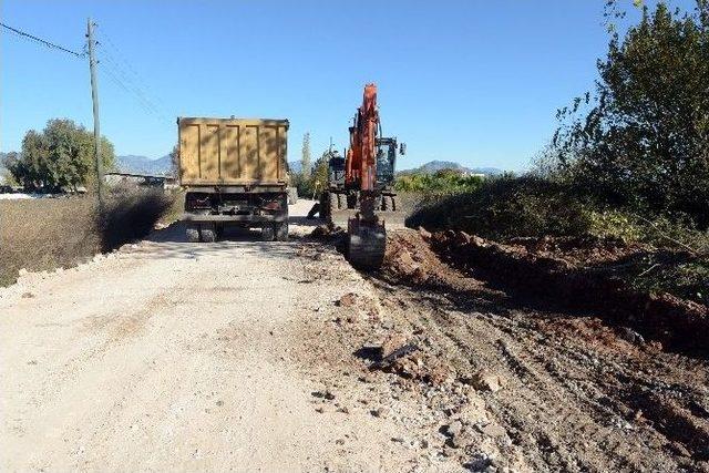 K&ouml;y Yollarına 40 Milyonluk Yatırım 2