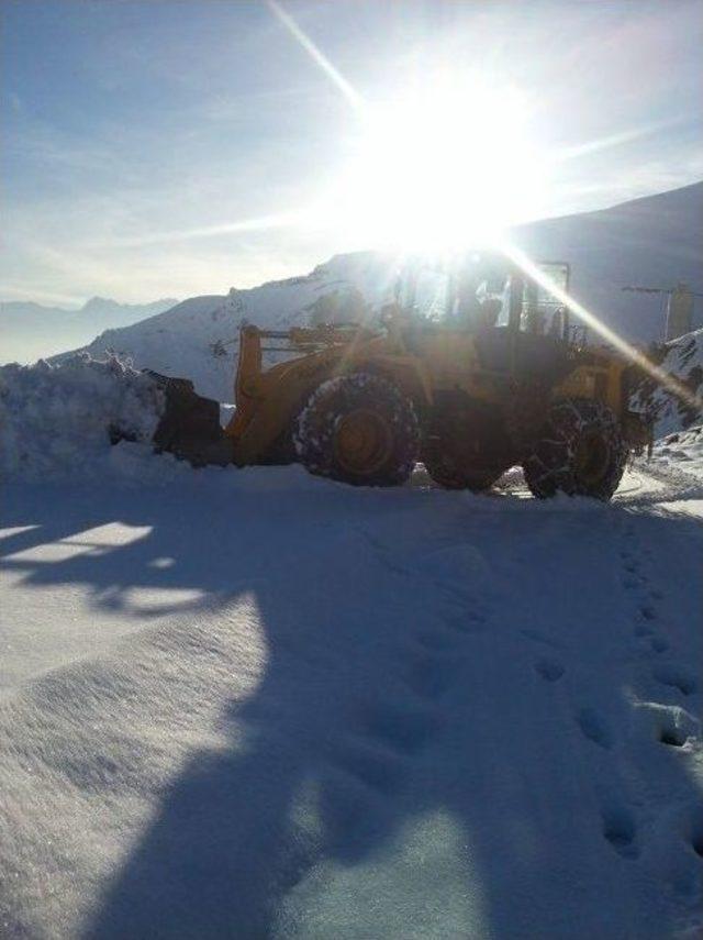 Hakkari&rsquo;de Karla M&uuml;cadele &Ccedil;alışması 1