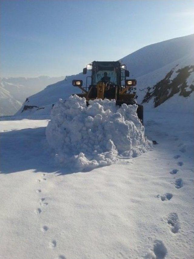 Hakkari&rsquo;de Karla M&uuml;cadele &Ccedil;alışması 2