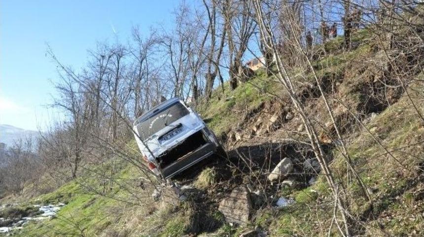 Tunceli&rsquo;de Trafik Kazası: 2 Yaralı