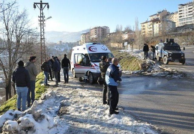 Tunceli’de Trafik Kazası: 2 Yaralı