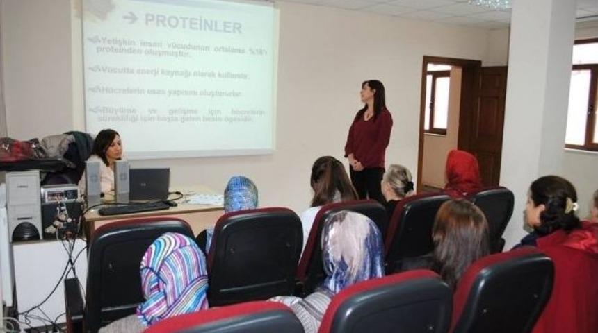 Biga Belediyesinden Sağlıklı Beslenme Semineri