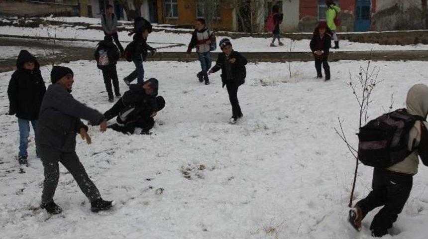 &Ccedil;ocuklar Karın Keyfini &Ccedil;ıkardı