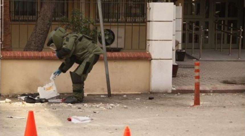 Adana Adliyesi&rsquo;nde Bomba Paniği