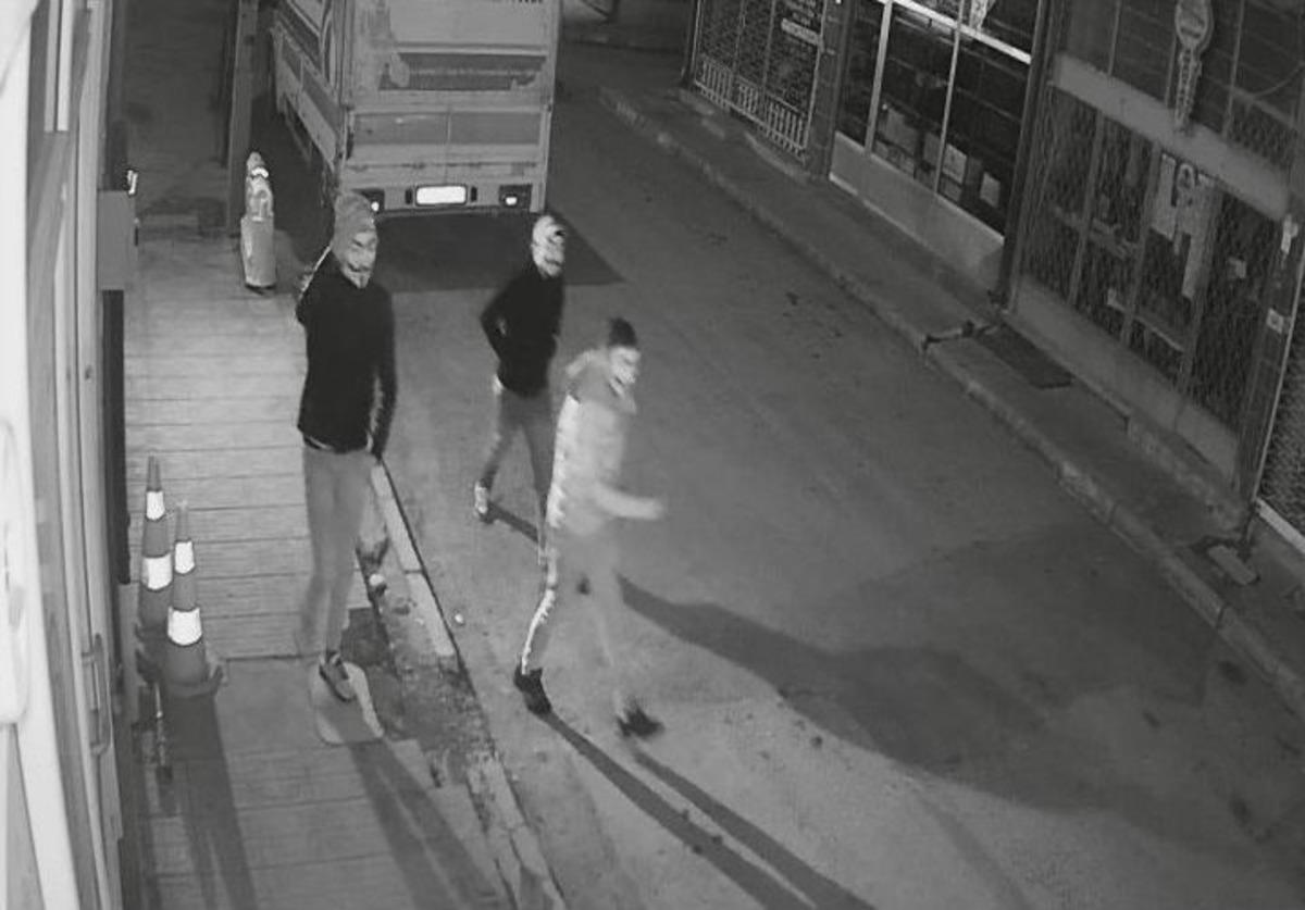 Polis, Silahlı Gasp&ccedil;ıları Maskelerinden Yakaladı
