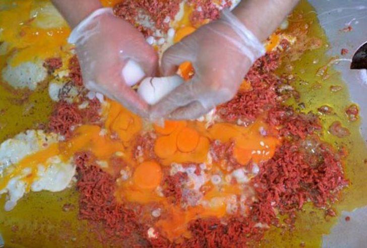 Tost makinesi bozulunca ortaya çıktı! Yok satıyor... G1