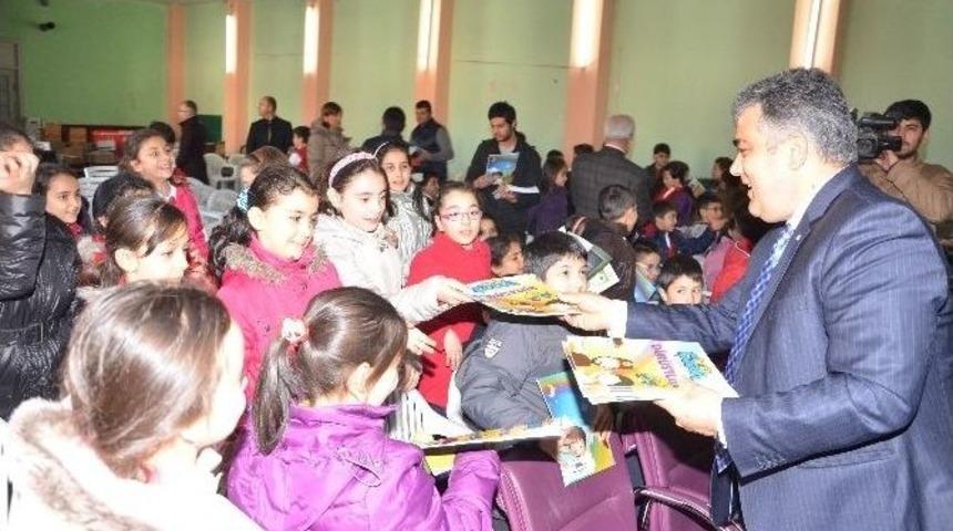Ereğli&rsquo;de &ldquo;d&uuml;r&uuml;stl&uuml;k&rdquo; Konulu Tiyatro Sahne Aldı