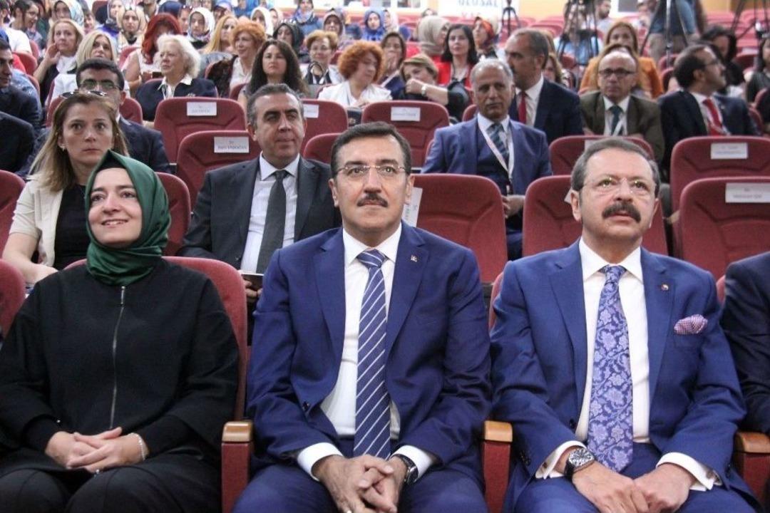 İki Bakanın Katılımıyla 1. Ulusal Kadın Girişimciliği Kongresi Başladı