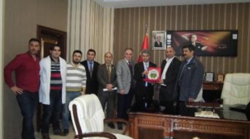 Sağlık Sen Başkanı L&ouml;koğlu&rsquo;ndan Genel Sekreter Dr. Aşır&rsquo;a Ziyaret