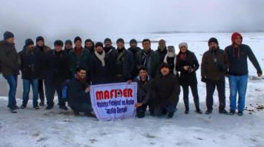 Eksi 15 Derecede G&ouml;le Giren &Ccedil;ocuklar G&ouml;renleri Şaşkına &Ccedil;evirdi