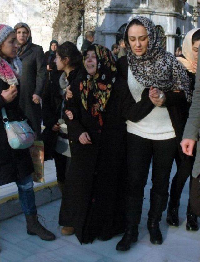 Boşanmak Isteyen Eşini &Ouml;ld&uuml;r&uuml;p Intihar Etti 2