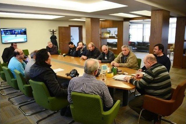 Başkan Saraoğlu’ndan Amatör Spor Kulüplerine Maddi Destek 1