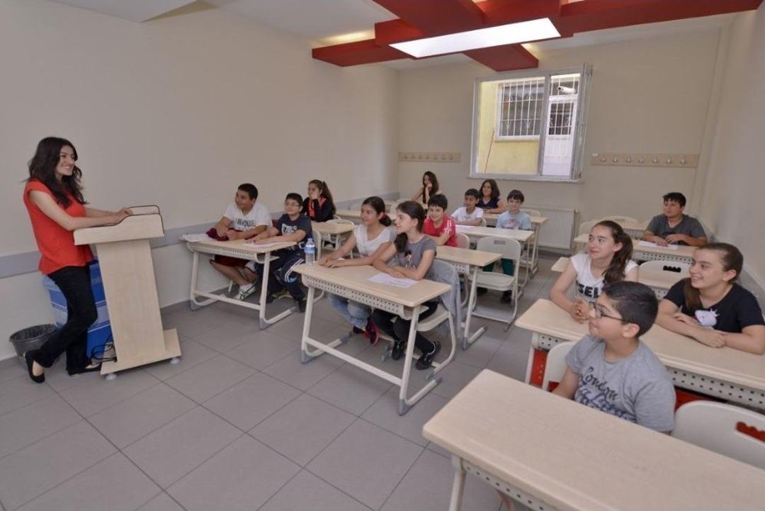 &Uuml;cretsiz Kurslarla Y&uuml;zde 85 Başarı