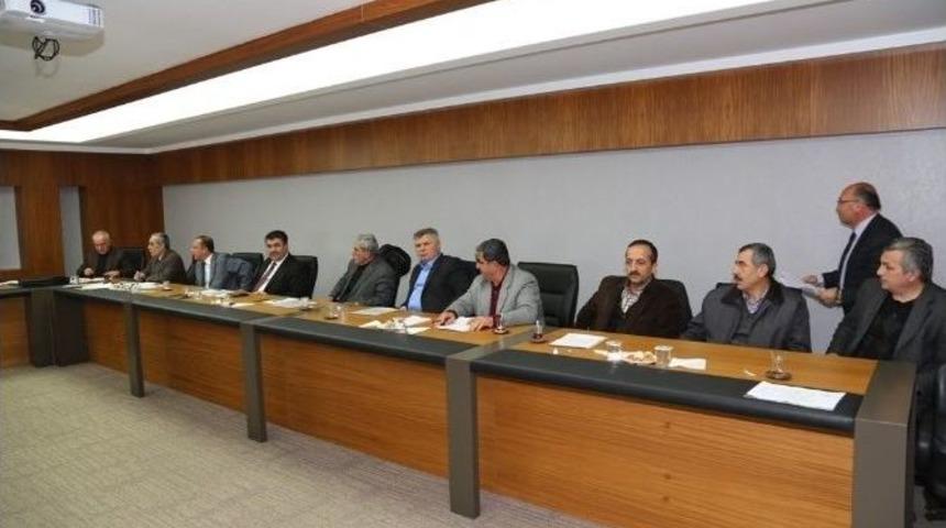 Başkan &Ccedil;elik, "&ccedil;evreyi Temizlerken Enerji &Uuml;reteceğiz"