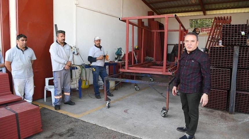 Başkan B&ouml;cek, &lsquo;at&ouml;lyeleri&rsquo; İnceledi