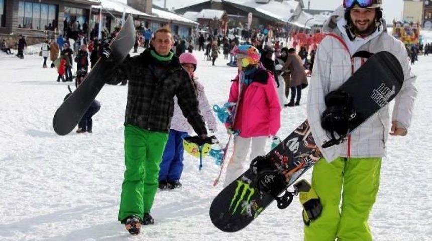 Kayakseverler, erciyes&rsquo;e akın etti