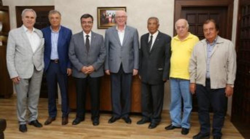 İmo Onur Kurulu&rsquo;ndan Başkan Kurt&rsquo;a Ziyaret