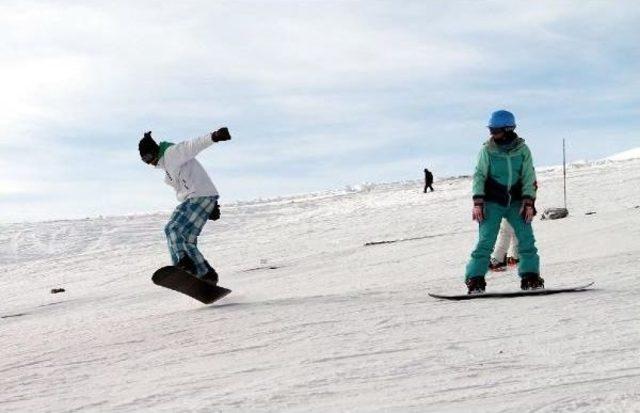 Kayakseverler, erciyes’e akın etti