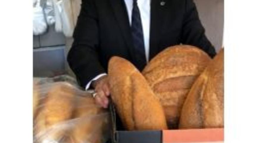 ’askıda Ekmek’ Projesine Eğirdir İlçe Başkanı Bozkurt’tan Destek