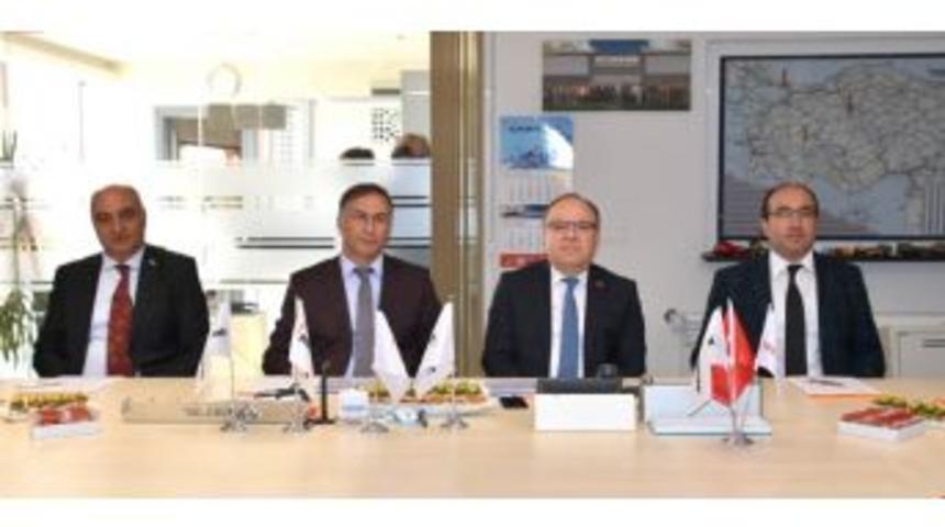 Sandıklı Osb Toplantısı Vali Tutulmaz Başkanlığında Yapıldı