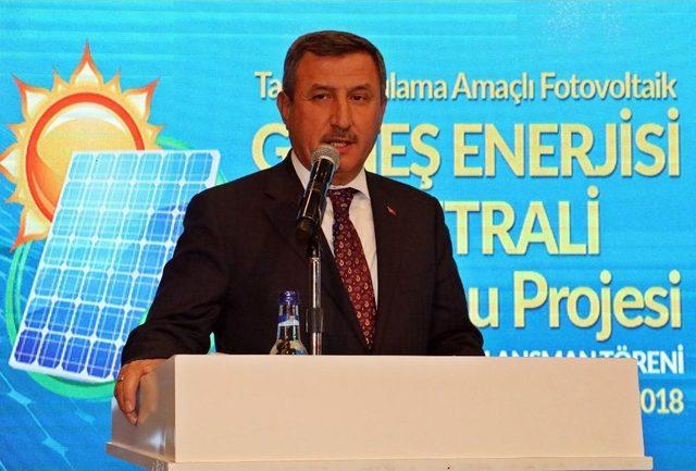 Antalya’daki Çiftçilere Ücretsiz Elektrik Geliyor