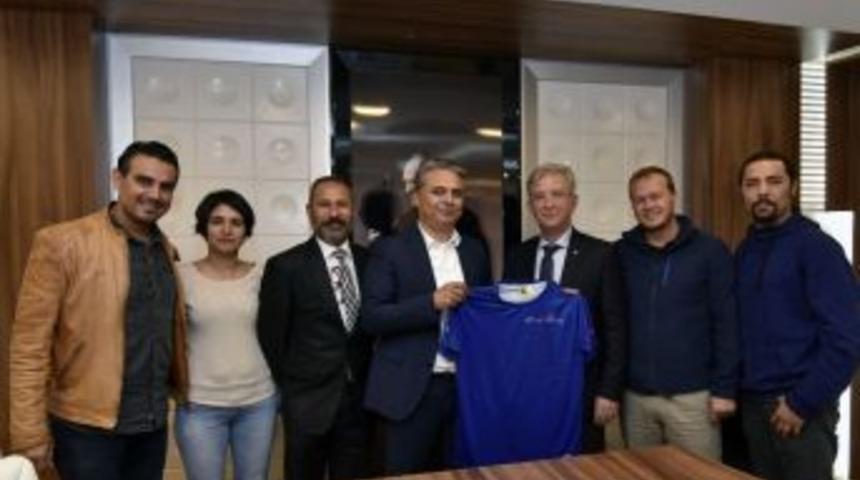 Paraş&uuml;t&ccedil;&uuml;ler Muratpaşa&rsquo;da