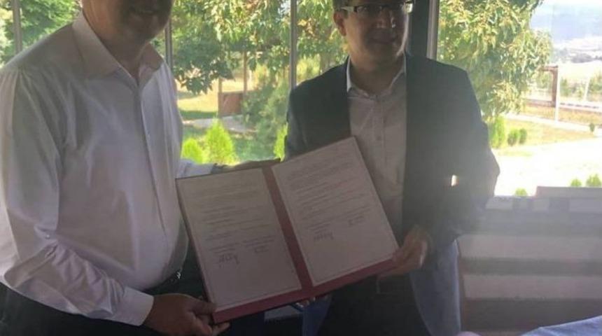 Pazaryeri Belediyesi Ve Şeyh Edebali Üniversitesi Arasında Protokol İmzalandı