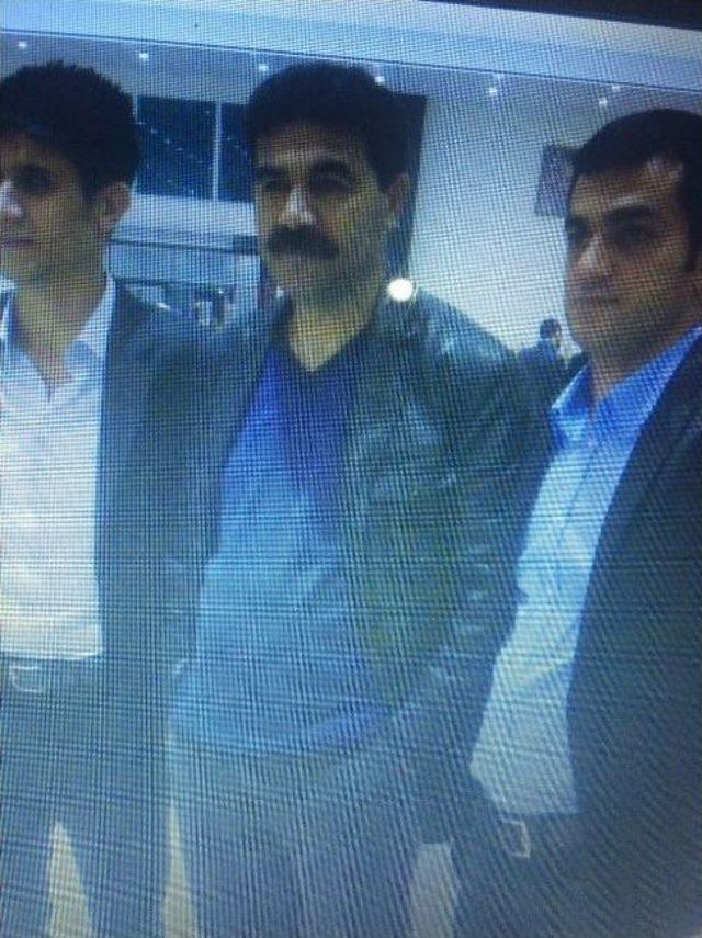 Mersin&rsquo;deki Kazada Hayatını Kaybeden Baba-kız Toprağa Verildi 1