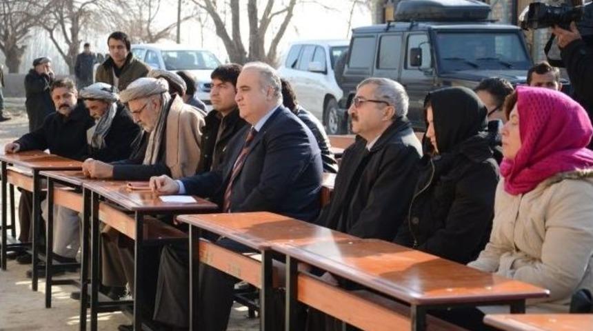 Afganistan&rsquo;ın Belh İl&ccedil;esindeki 9 K&ouml;y Okuluna Malzeme Desteği