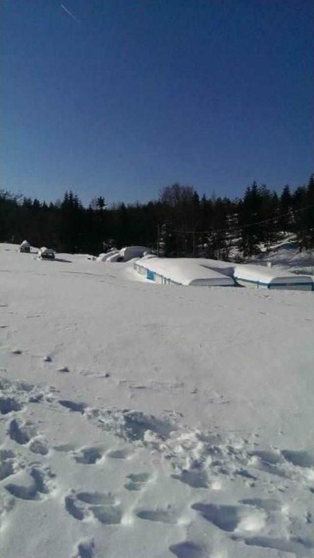 Mahsur Kalan İş&ccedil;iler Kurtarıldı 1