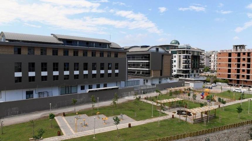 Konyaaltı Belediyesi&rsquo;nden Uncalı Mahallesi&rsquo;ne Modern Park