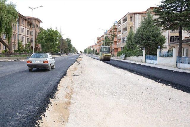 Konya Büyükşehir, Ilgın’da Prestij Cadde Yatırımlarını Sürdürüyor