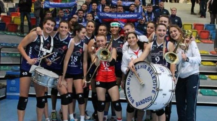 Bursa B&uuml;y&uuml;kşehir &Ccedil;eyrek Finalde Obrita Ztmc-Znu Zaporozhye-Bursa B&uuml;y&uuml;kşehir Belediyespor: 0-3