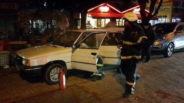 Park Halindeki Araçta Yangın Paniği