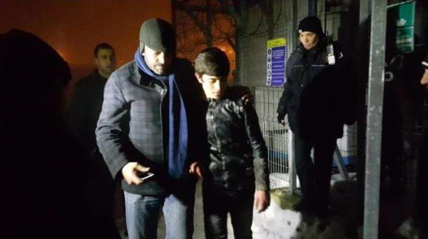 17 Yaşında Gen&ccedil; Aşkı I&ccedil;in Baz Istasyonuna &Ccedil;ıktı