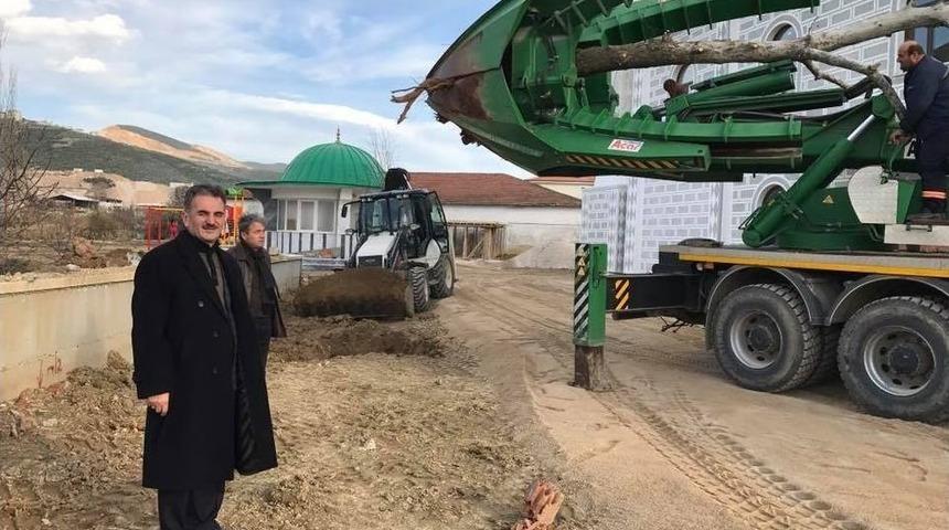 Akşemseddin Camii İbadete A&ccedil;ılıyor