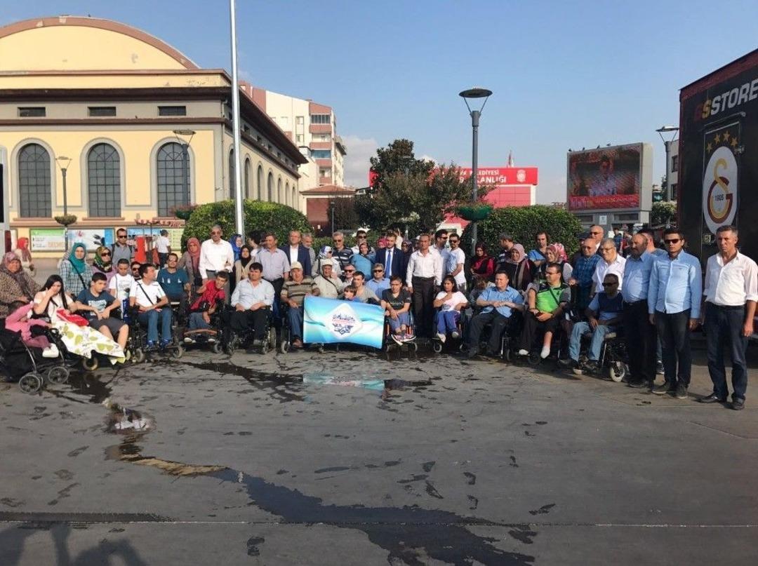 Engelliler B&uuml;y&uuml;kşehir İle Ayvalık Turu Yaptı