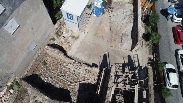 Tarihi Binanın Ana Hatları Ortaya Çıkarıldı 1