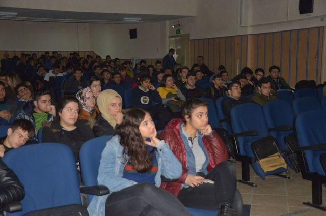 Eğitimci Yazardan &Ouml;ğrencilere &Ouml;nemli Tavsiye 2