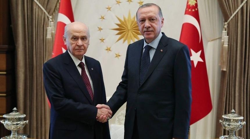 Cumhurbaşkanı Recep Tayyip Erdoğan, Mhp Genel Başkanı Devlet Bah&ccedil;eli&rsquo;yi Cumhurbaşkanlığı K&uuml;lliyesinde Kabul Etti.