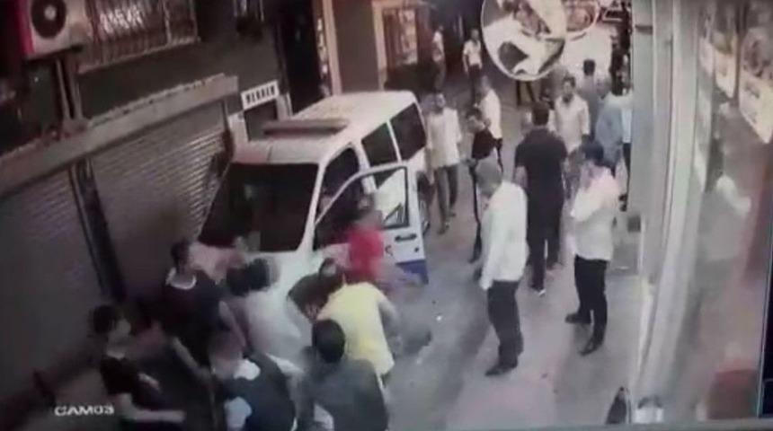 Fatih&rsquo;te 1 Kişinin Hayatını Kaybettiği Dehşet Dolu Anlar Kamerada