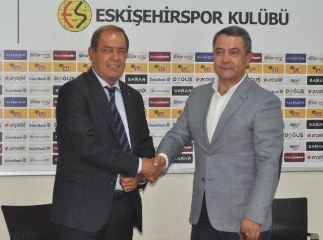 Eskişehirspor Yücel İldiz Ile Sözleşme Imzaladı