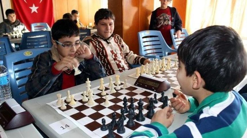 Satran&ccedil; Turnuvası Sonu&ccedil;landı