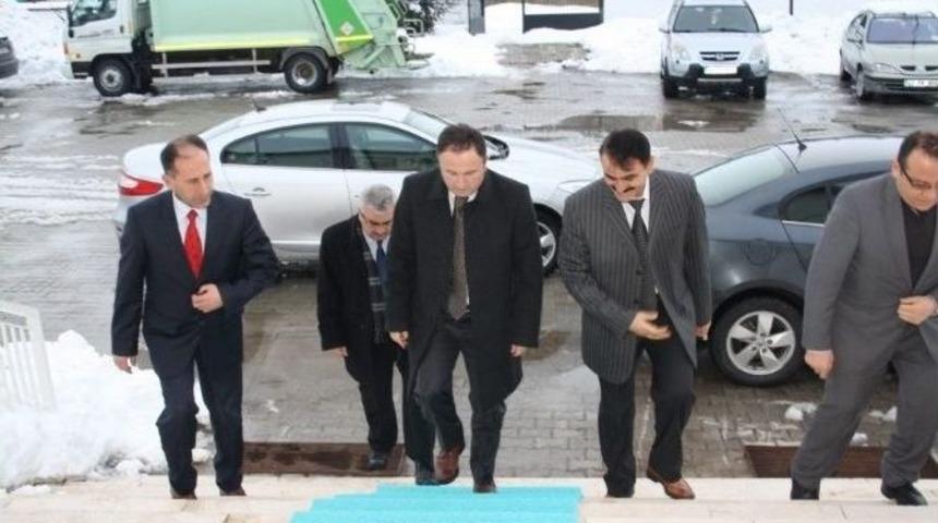 M&uuml;d&uuml;r Esen &Ccedil;avdarhisar&rsquo;ı Ziyaret Etti