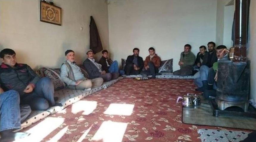 Dinar Ko&ccedil;kar K&ouml;y&uuml;n&uuml; Ziyaret Etti