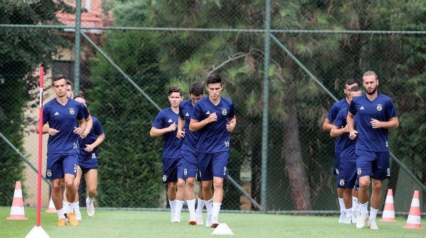 Fenerbah&ccedil;e&rsquo;de Hazırlıklar S&uuml;r&uuml;yor
