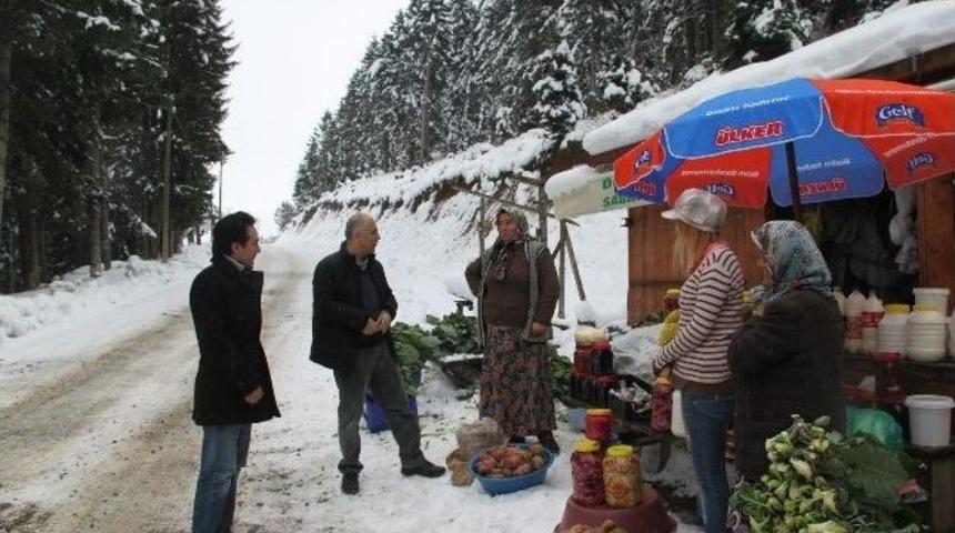 Vali Karahan&rsquo;dan Kış Mevsiminde Ulaşım Sorunu Yaşanan Eğribel&rsquo;de İnceleme