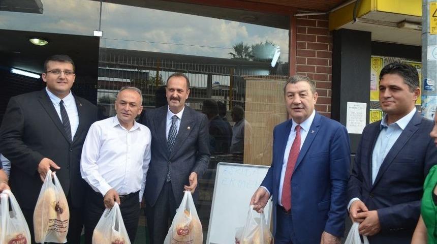 &rsquo;askıda Ekmek&rsquo; Projesine Bir Destek De İzmir&rsquo;den